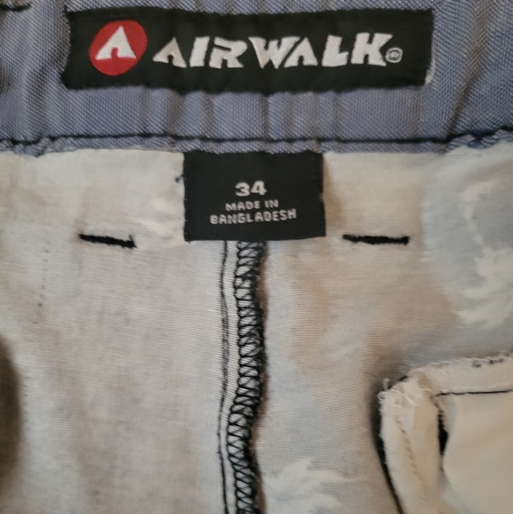 Air Walk Palm Tree Shorts - Picture 8 of 8